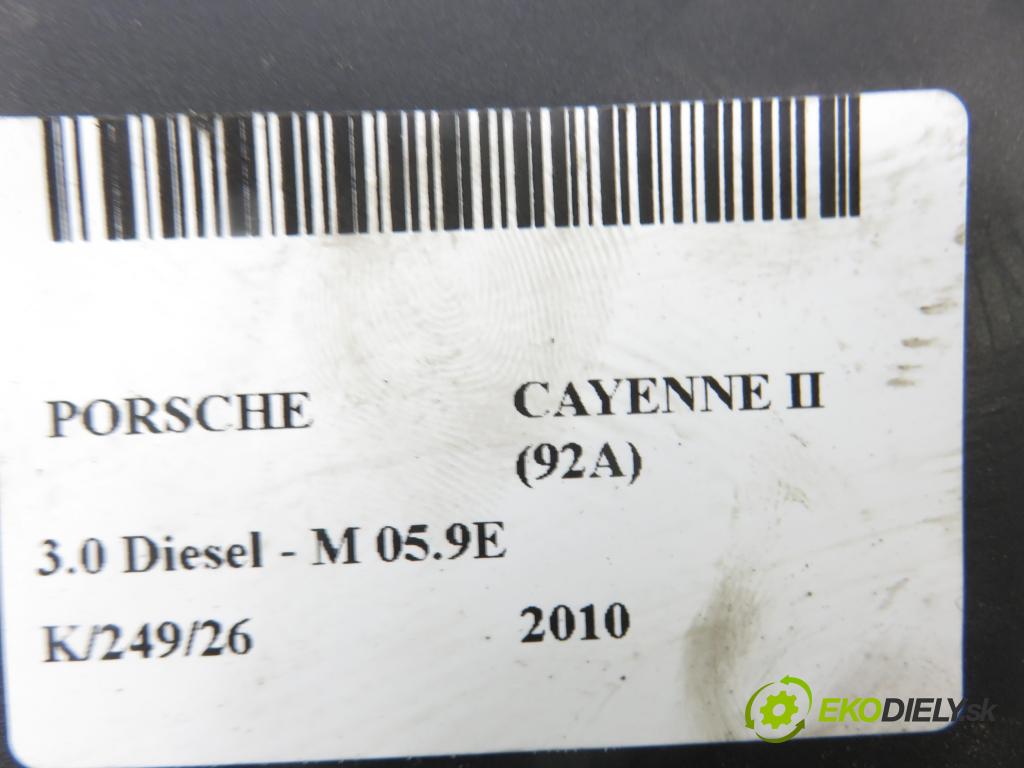 PORSCHE CAYENNE II (92A) SUV 2010 176,00 3.0 Diesel - M 05.9E 2967,00 řídící jednotka / MODUL INNE 7PP959760