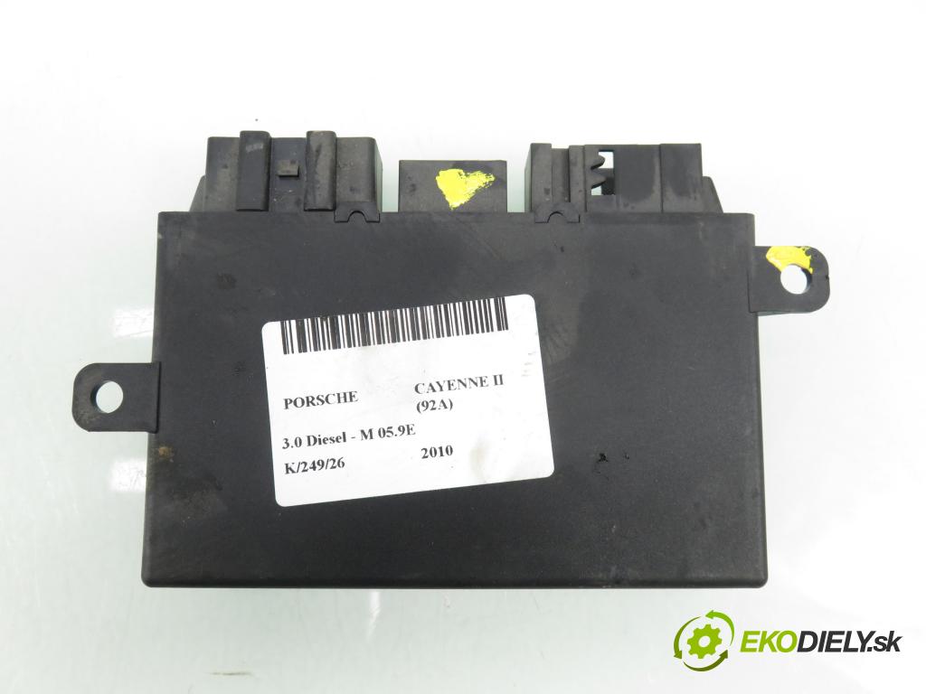 PORSCHE CAYENNE II (92A) SUV 2010 176,00 3.0 Diesel - M 05.9E 2967,00 řídící jednotka / MODUL INNE 7PP959760