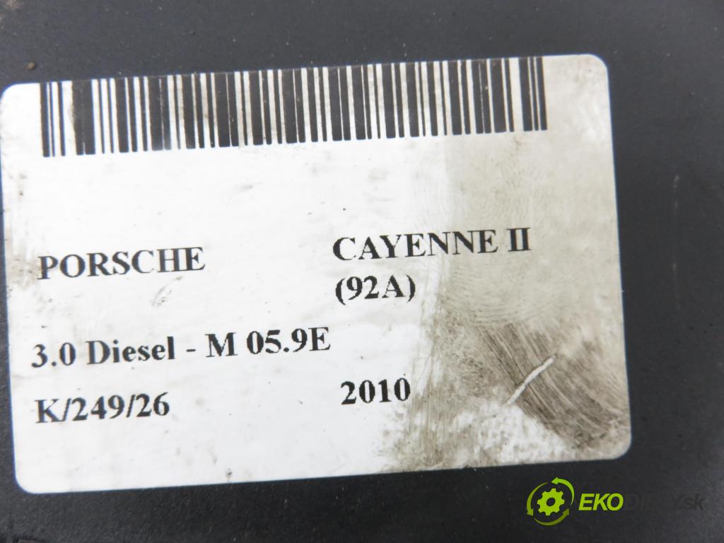 PORSCHE CAYENNE II (92A) SUV 2010 176,00 3.0 Diesel - M 05.9E 2967,00 řídící jednotka / MODUL INNE 7PP959760