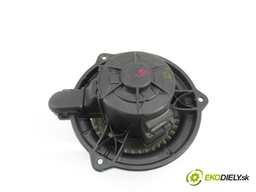 HYUNDAI i30 (FD) HB 2010 80,00 1.4 - G4FA 1396,00 Ventilátor vetráku F00S33F023