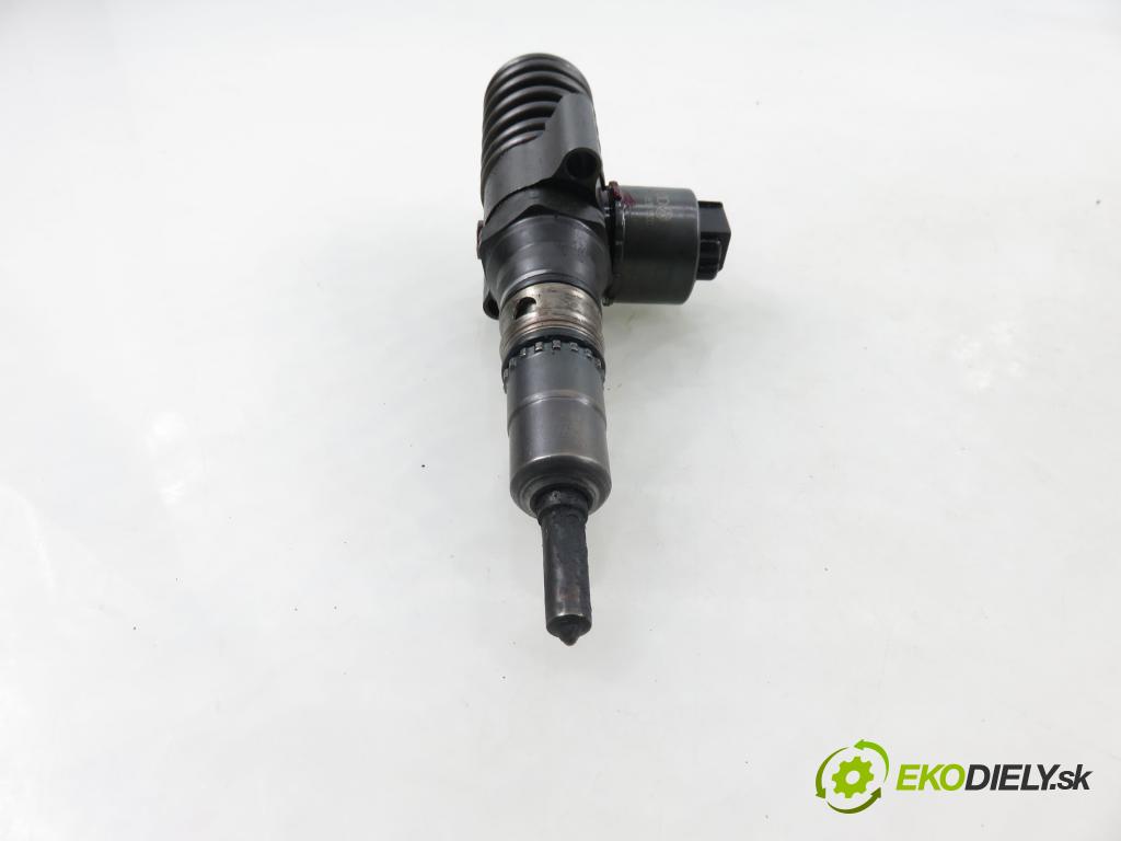 MITSUBISHI OUTLANDER II (CW_W) SUV 2009 103,00 2.0 DI-D 140 - BSY (Volkswagen Group) 1968,00 Vstrekovač 03G130073G ; 0414720404 (Vstrekovač paliva)