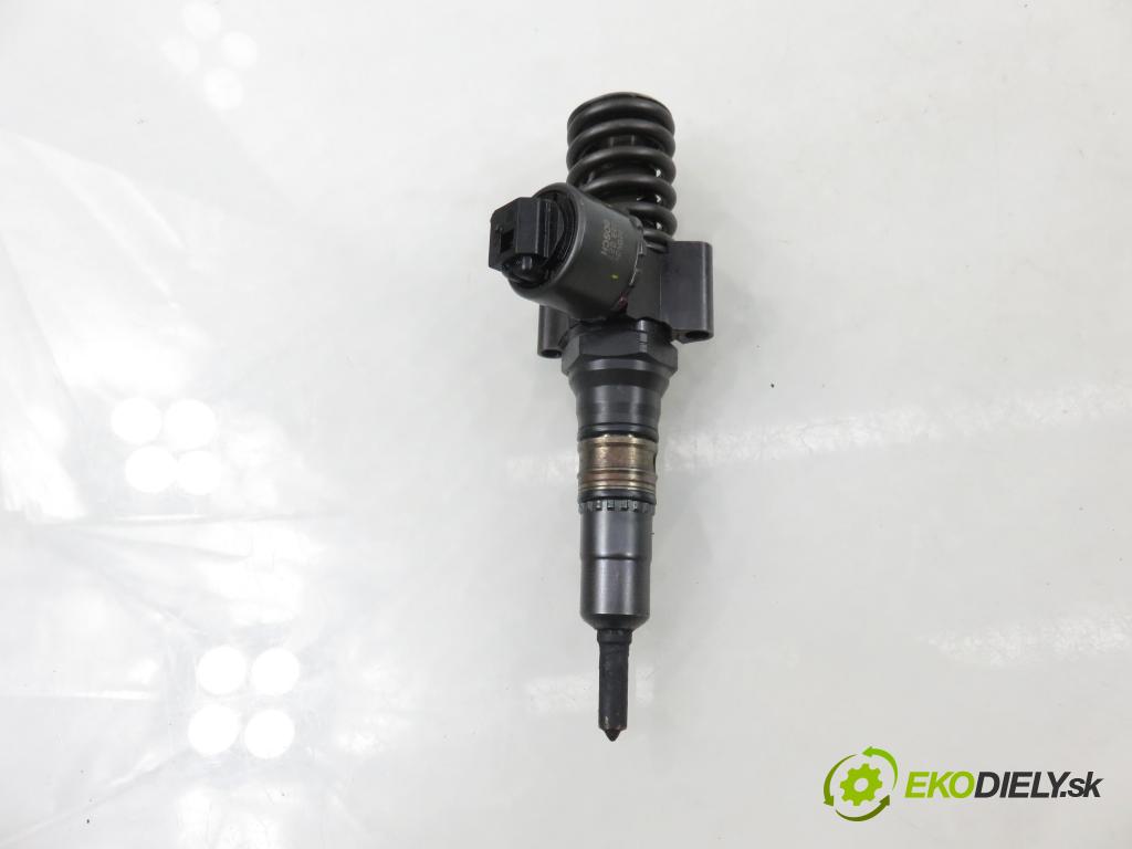 MITSUBISHI OUTLANDER II (CW_W) SUV 2009 103,00 2.0 DI-D 140 - BSY (Volkswagen Group) 1968,00 Vstrekovač 03G130073G ; 0414720404 (Vstrekovač paliva)