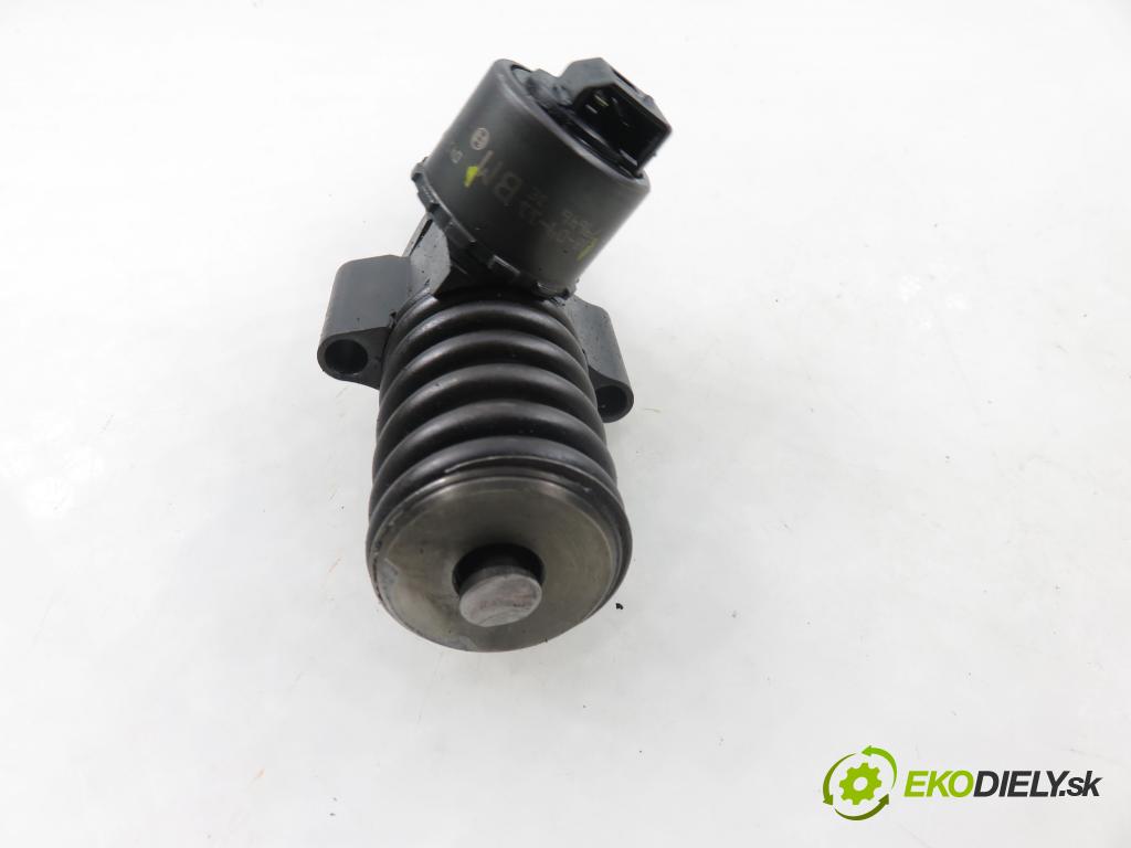 MITSUBISHI OUTLANDER II (CW_W) SUV 2009 103,00 2.0 DI-D 140 - BSY (Volkswagen Group) 1968,00 Vstrekovač 03G130073G ; 0414720404 (Vstrekovač paliva)