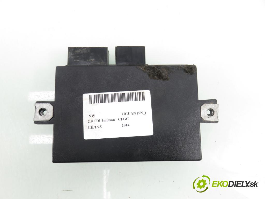 VW TIGUAN (5N_) SUV 2014 130,00 2.0 TDI 4motion - CFGC 1968,00 řídící jednotka tažného oka 1K0907383G ; 5DS01015431