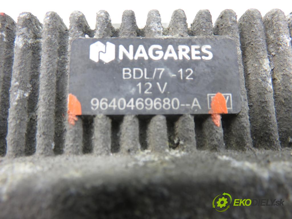 RENAULT SCENIC II (JM0/1_) MINIVAN 2008 78,00 1.5 dCi 106 - K9K 732 1461,00 RELÉ: JÚN: 9640469680A