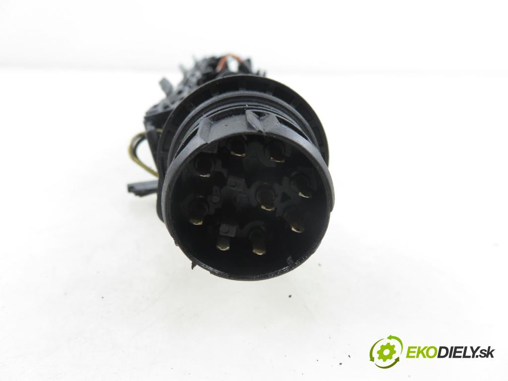 VW TOURAN (1T1, 1T2) MINIVAN 2005 103,00 2.0 TDI 16V 140 - BKD 1968,00 Lišta JÚN: 03G971600