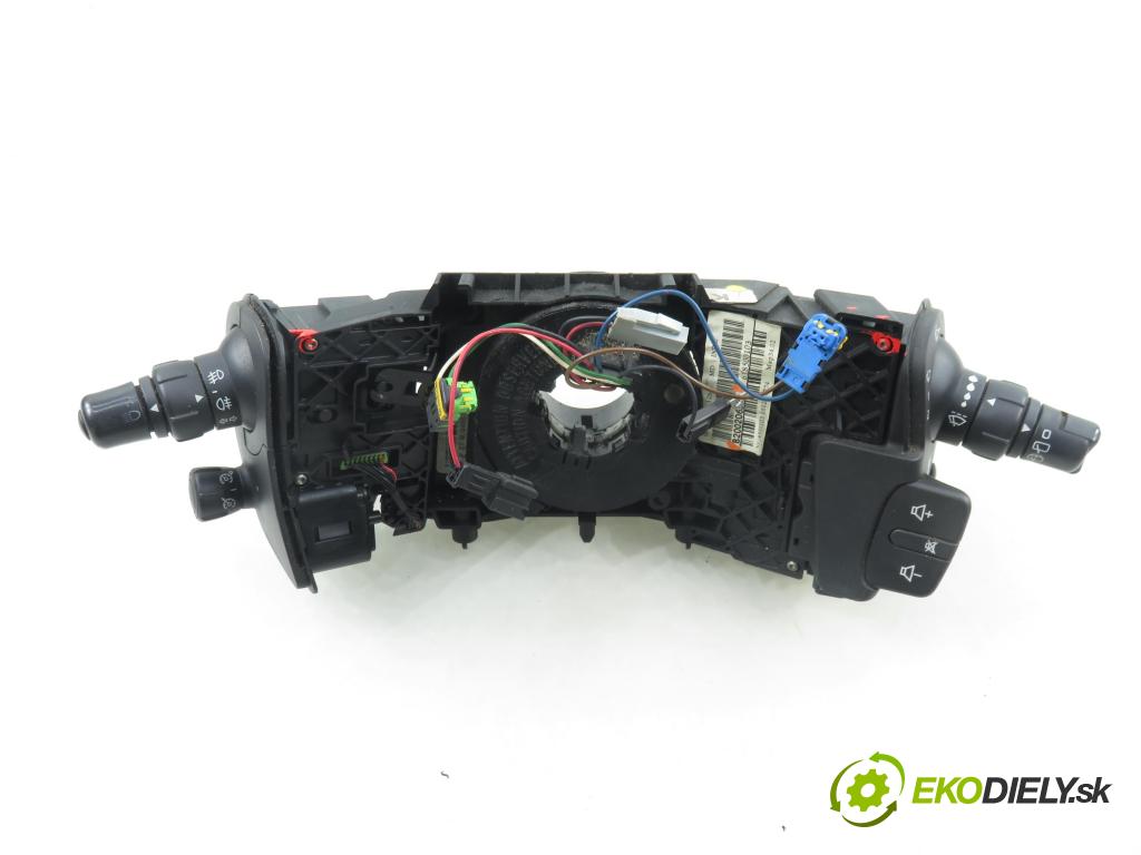 RENAULT SCENIC II (JM0/1_) MINIVAN 2008 78,00 1.5 dCi 106 - K9K 732 1461,00 páčka/prepínač 8200206520