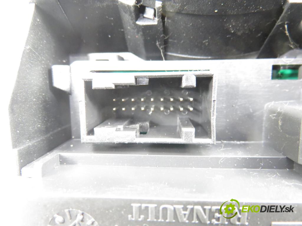 RENAULT SCENIC II (JM0/1_) MINIVAN 2008 78,00 1.5 dCi 106 - K9K 732 1461,00 páčka/prepínač 8200206520