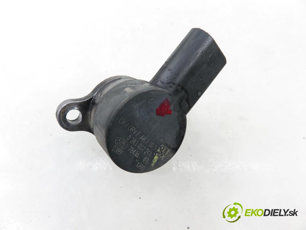 MERCEDES-BENZ VITO Autobus (638) BUS 2001 60,00 108 CDI 2.2 (638.194) - OM 611A (60 KW CDI) 2151,00 snímač TLAK: paliva 0281002241