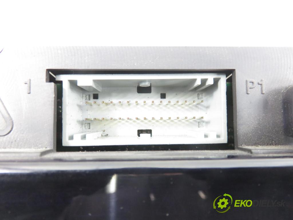 RENAULT SCENIC II (JM0/1_) MINIVAN 2008 78,00 1.5 dCi 106 - K9K 732 1461,00 Prístrojovka elektrický P8200787774A