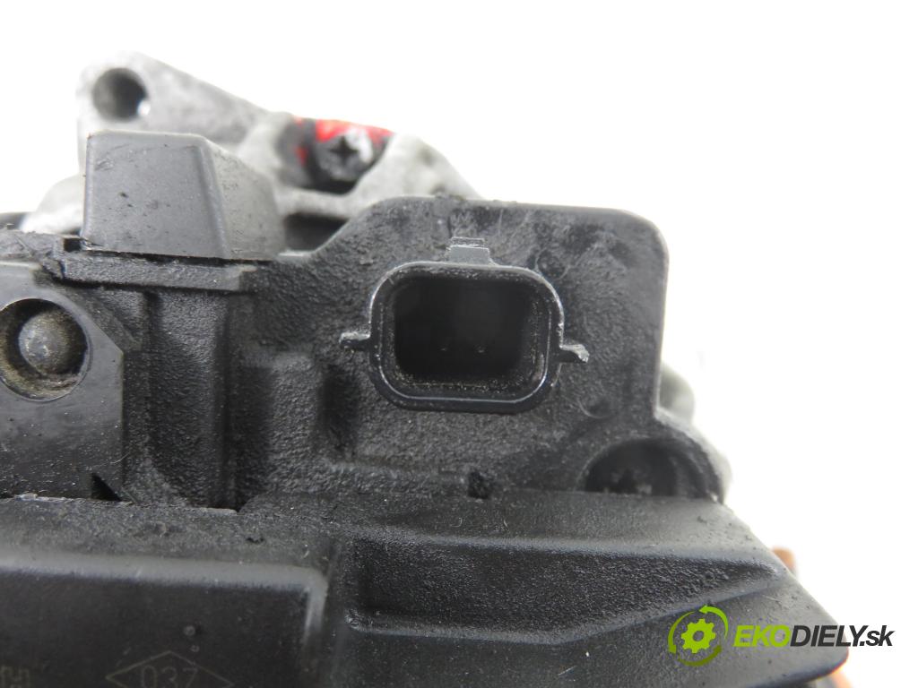 RENAULT SCENIC II (JM0/1_) MINIVAN 2008 78,00 1.5 dCi 106 - K9K 732 1461,00 Alternátor 0124525139 ; 8200660034 (Alternátor)