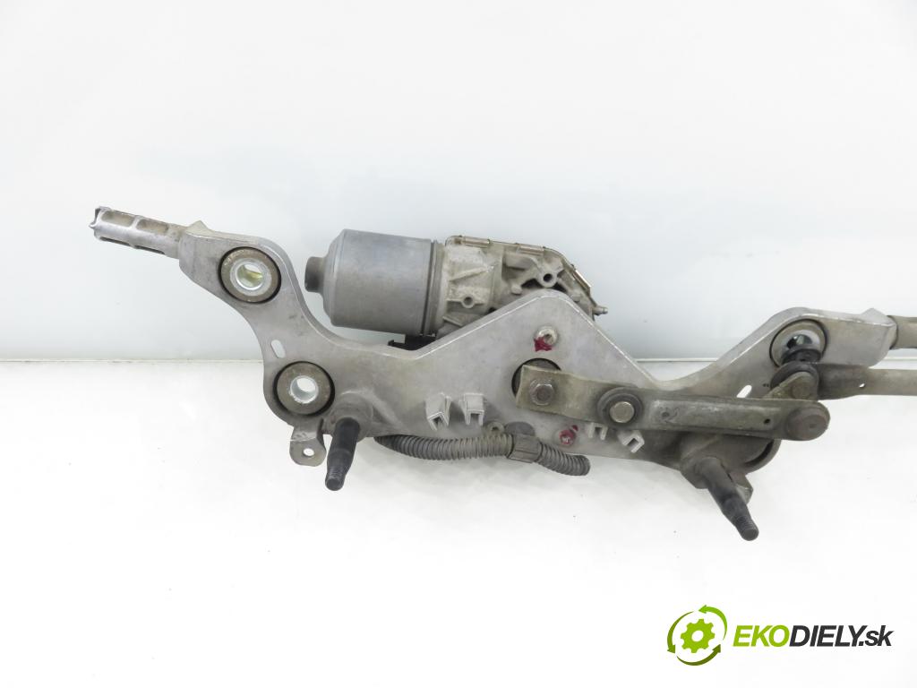 PORSCHE CAYENNE II (92A) SUV 2010 176,00 3.0 Diesel - M 05.9E 2967,00 MECHANISMUS/ motorek stěračů 7P0955023 ; 3397021158 ; 7P0955119