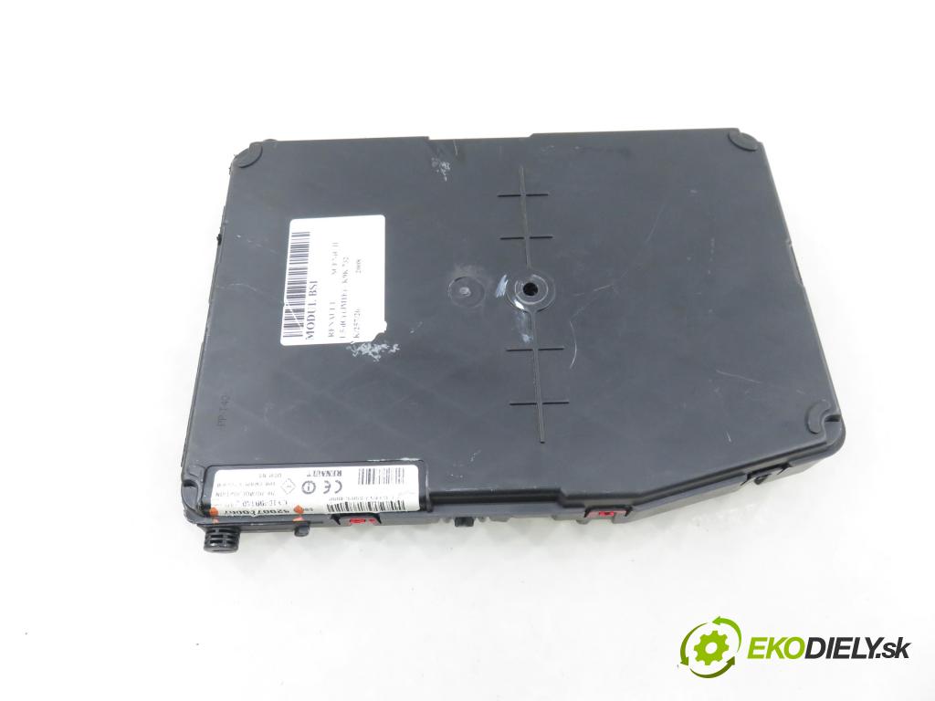 RENAULT SCENIC II (JM0/1_) MINIVAN 2008 78,00 1.5 dCi 106 - K9K 732 1461,00 MODUL BSI 8200780007