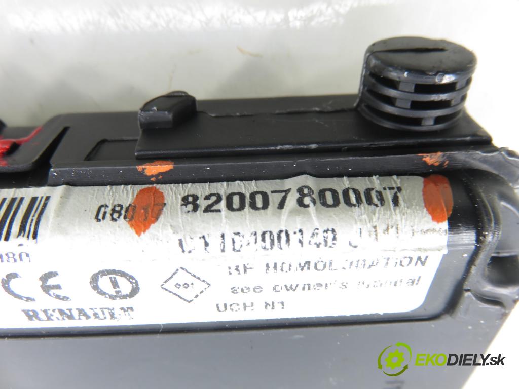 RENAULT SCENIC II (JM0/1_) MINIVAN 2008 78,00 1.5 dCi 106 - K9K 732 1461,00 MODUL BSI 8200780007