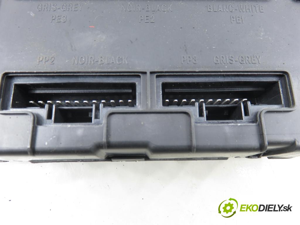 RENAULT SCENIC II (JM0/1_) MINIVAN 2008 78,00 1.5 dCi 106 - K9K 732 1461,00 MODUL BSI 8200780007