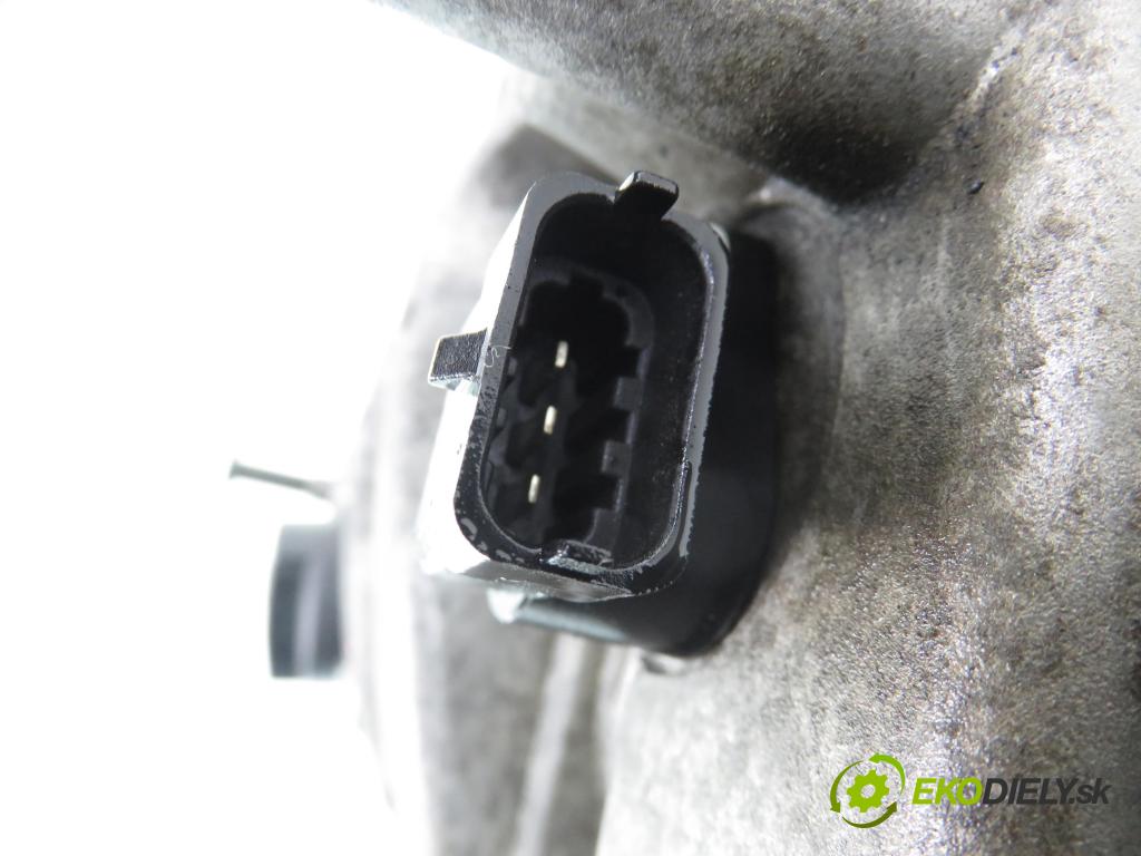 HYUNDAI TUCSON (JM) SUV 2006 83,00 2.0 CRDi 4WD 113 - D4EA 1991,00 Kryt Ventilov