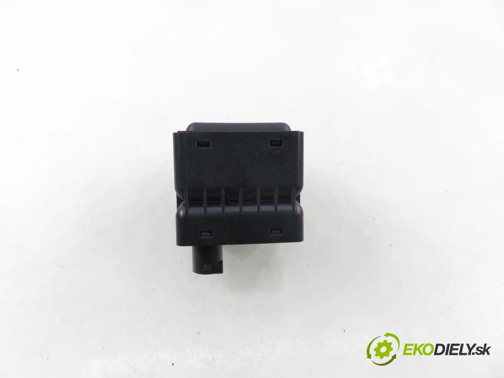 RENAULT SCENIC II (JM0/1_) MINIVAN 2008 78,00 1.5 dCi 106 - K9K 732 1461,00 blokáda tyče volantu 8200604932