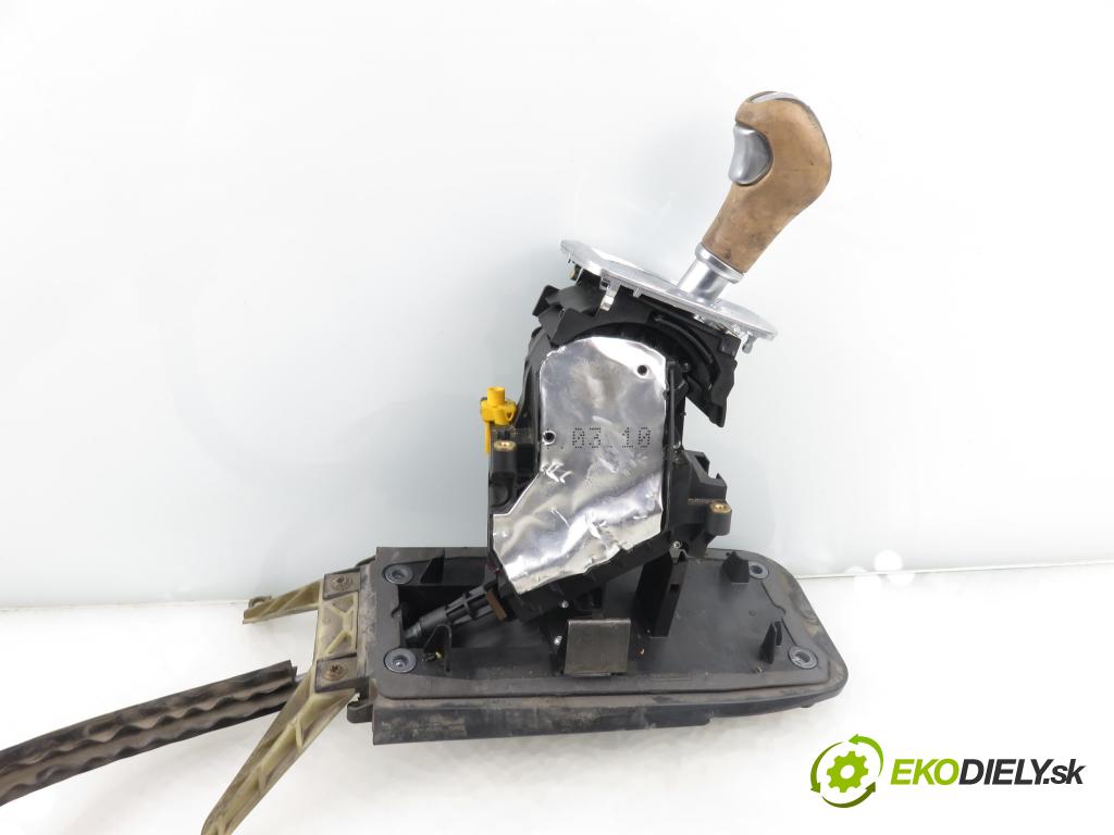 PORSCHE CAYENNE II (92A) SUV 2010 176,00 3.0 Diesel - M 05.9E 2967,00 ZVEDÁK: 7P5713025P