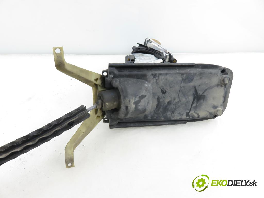 PORSCHE CAYENNE II (92A) SUV 2010 176,00 3.0 Diesel - M 05.9E 2967,00 ZVEDÁK: 7P5713025P