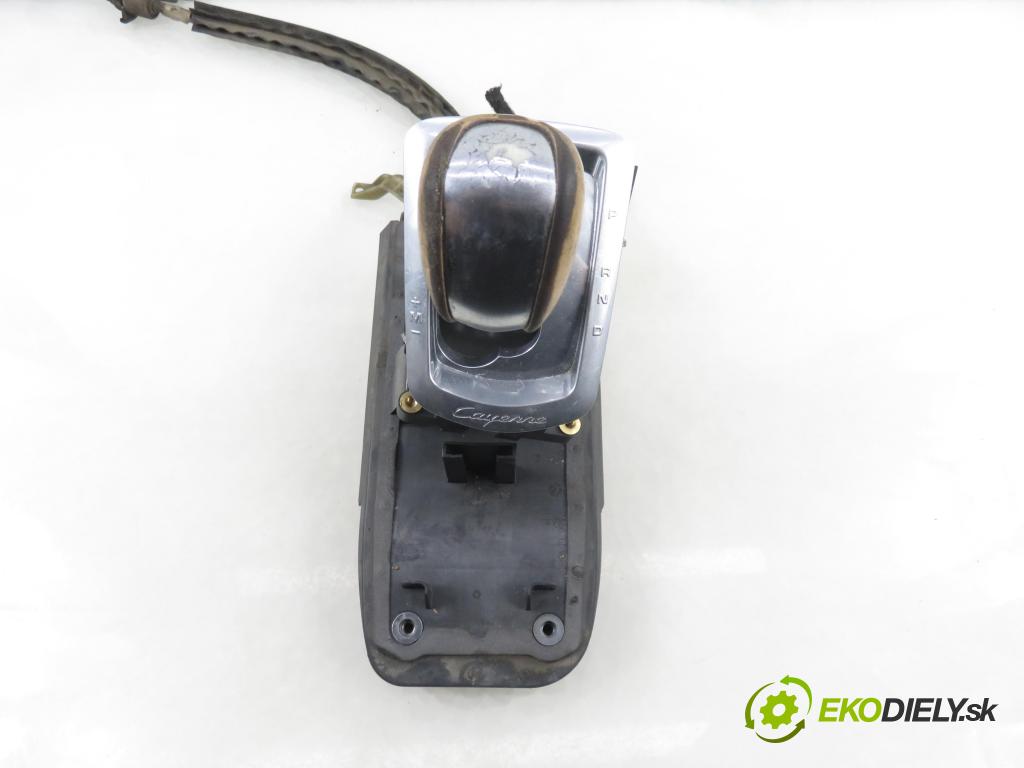 PORSCHE CAYENNE II (92A) SUV 2010 176,00 3.0 Diesel - M 05.9E 2967,00 ZVEDÁK: 7P5713025P