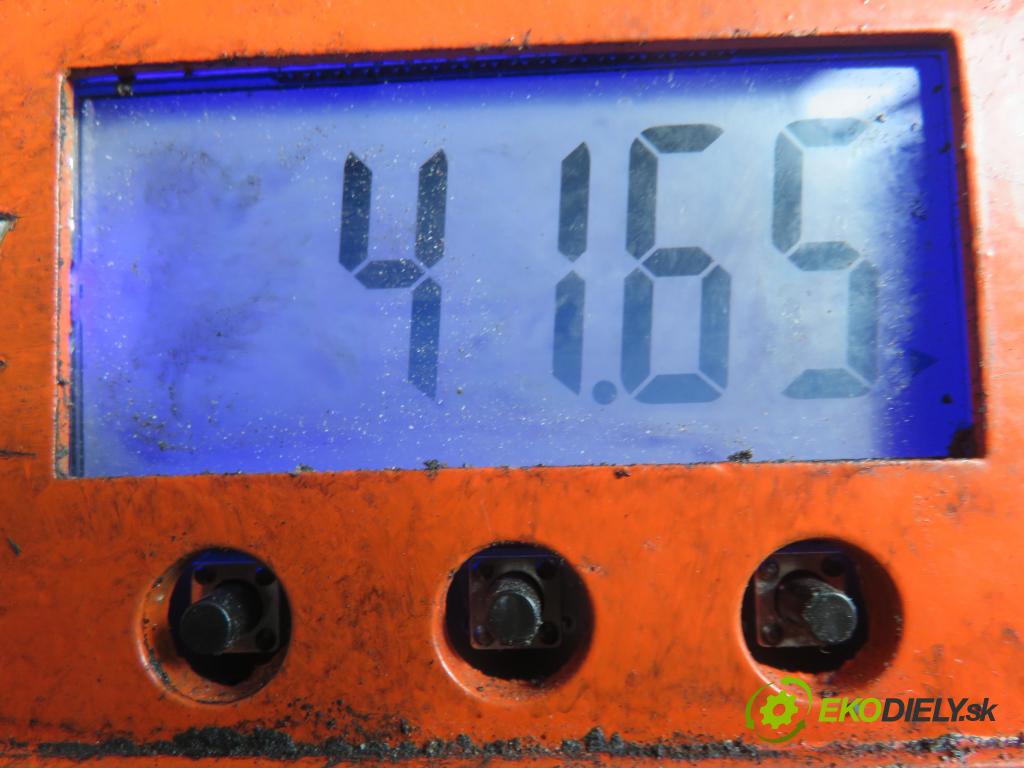 SEAT LEON (1P1) HB 2007 77,00 1.9 TDI - BLS 1896,00 převodovka MANUALNA JCR