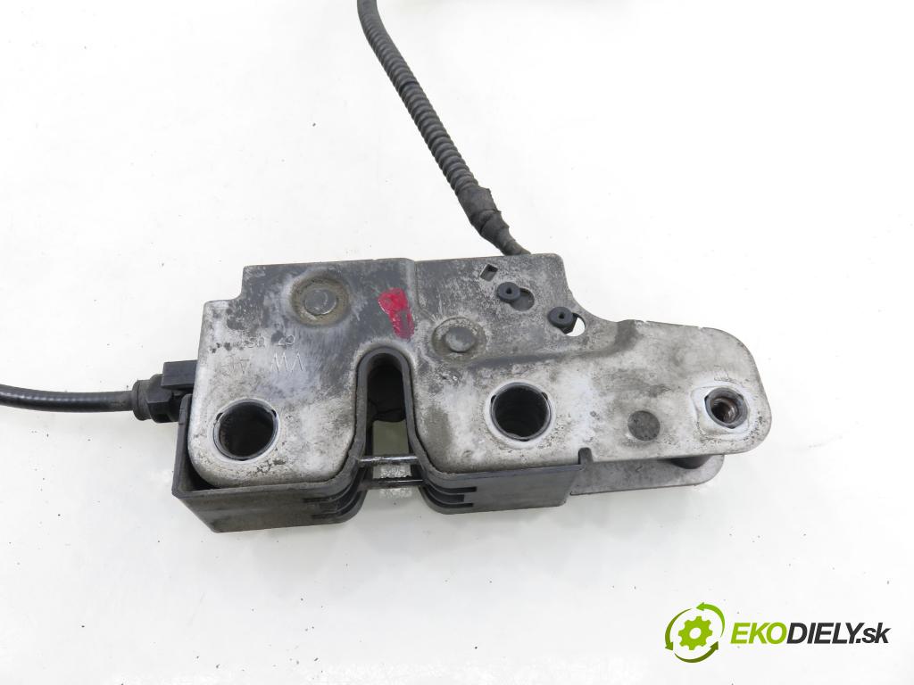 PORSCHE CAYENNE II (92A) SUV 2010 176,00 3.0 Diesel - M 05.9E 2967,00 zámok kapoty