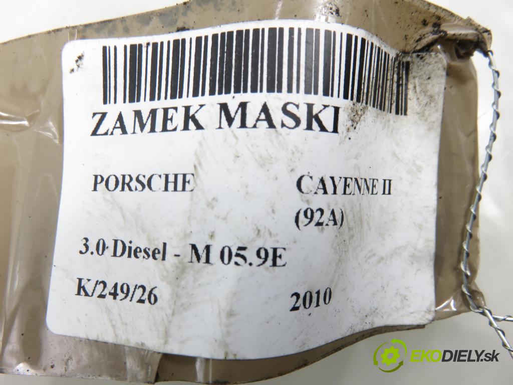 PORSCHE CAYENNE II (92A) SUV 2010 176,00 3.0 Diesel - M 05.9E 2967,00 zámok kapoty
