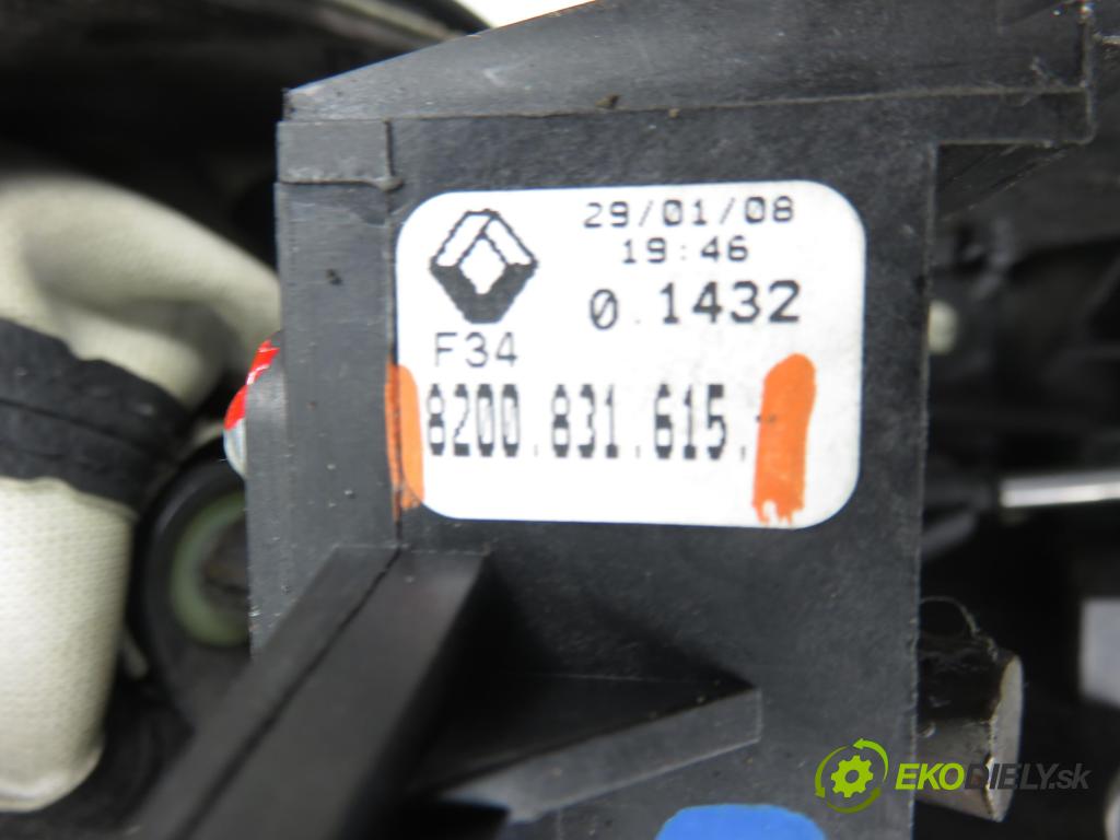 RENAULT SCENIC II (JM0/1_) MINIVAN 2008 78,00 1.5 dCi 106 - K9K 732 1461,00 ZVEDÁK: 8200831615