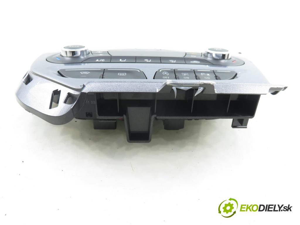 FORD FOCUS III Turnier KOMBI 2012 85,00 1.6 TDCi - T1DB 1560,00 Panel kúrenia KLIMATRONIK BM5T18C612CH