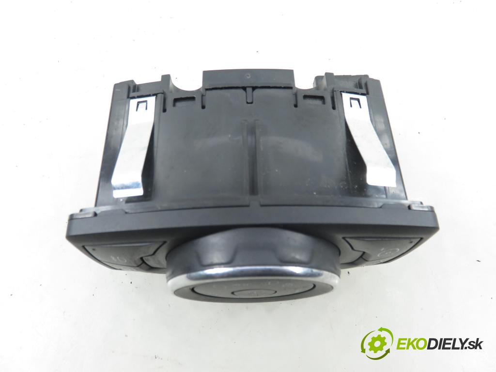 FORD FOCUS III Turnier KOMBI 2012 85,00 1.6 TDCi - T1DB 1560,00 přepínač světla BM5T13A024CC