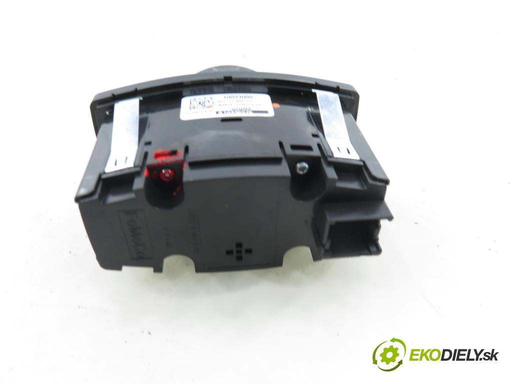 FORD FOCUS III Turnier KOMBI 2012 85,00 1.6 TDCi - T1DB 1560,00 přepínač světla BM5T13A024CC