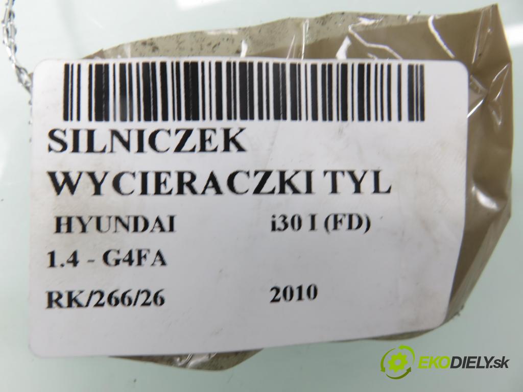 HYUNDAI i30 (FD) HB 2010 80,00 1.4 - G4FA 1396,00 Motorček stierače zadné 987002L000 ; F00S2B2182