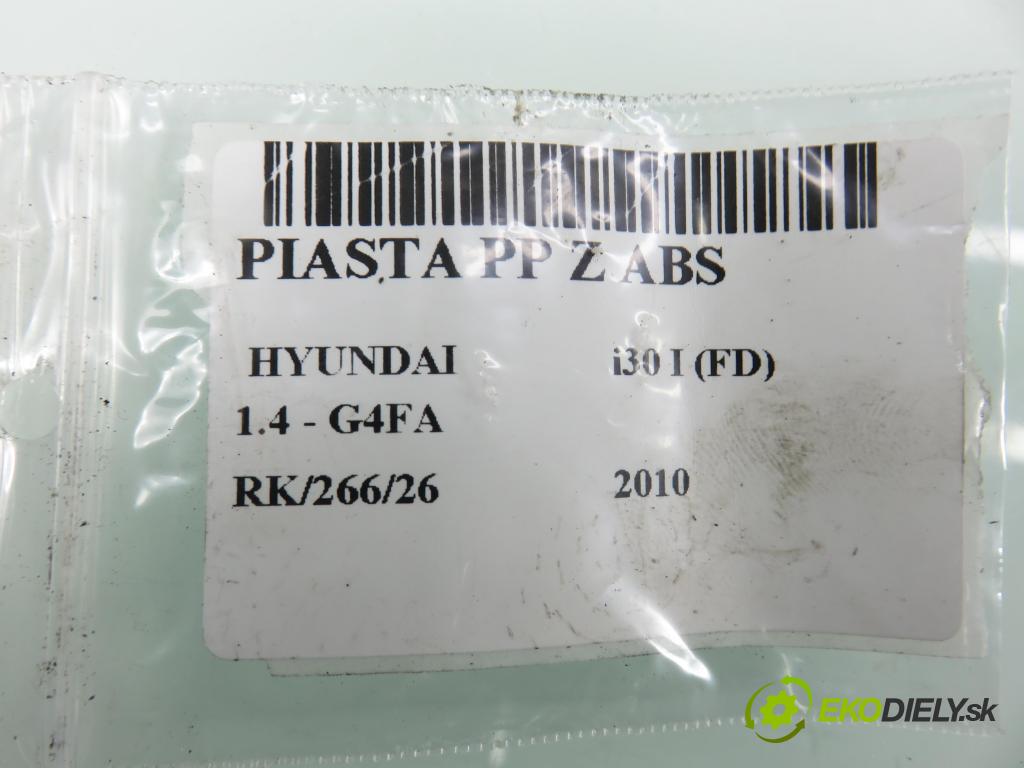 HYUNDAI i30 (FD) HB 2010 80,00 1.4 - G4FA 1396,00 náboj PP ABS 