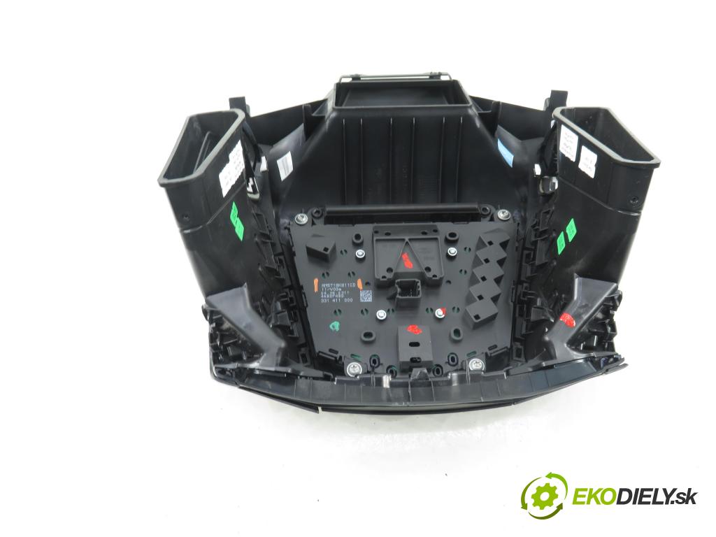 FORD FOCUS III Turnier KOMBI 2012 85,00 1.6 TDCi - T1DB 1560,00 palubná doska AM5T18K811CD