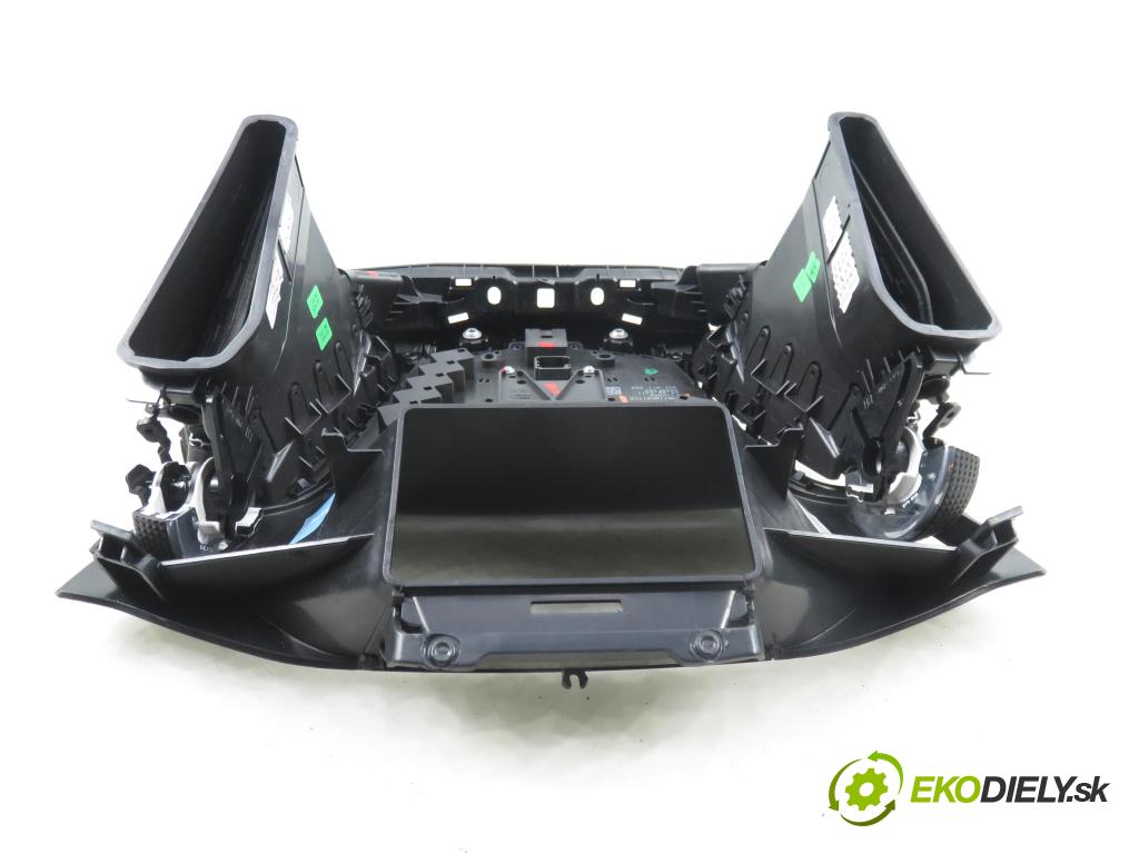 FORD FOCUS III Turnier KOMBI 2012 85,00 1.6 TDCi - T1DB 1560,00 palubná doska AM5T18K811CD