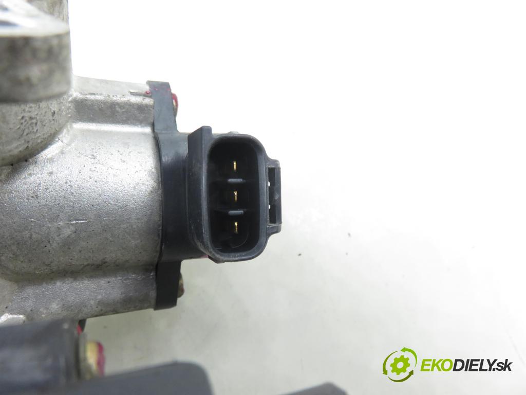 TOYOTA YARIS (_P1_) HB 2004 50,00 1.0 VVT- i 68 - 1SZ-FE 998,00 Škrtiaca klapka 2221003010 (Škrtiaca klapka)