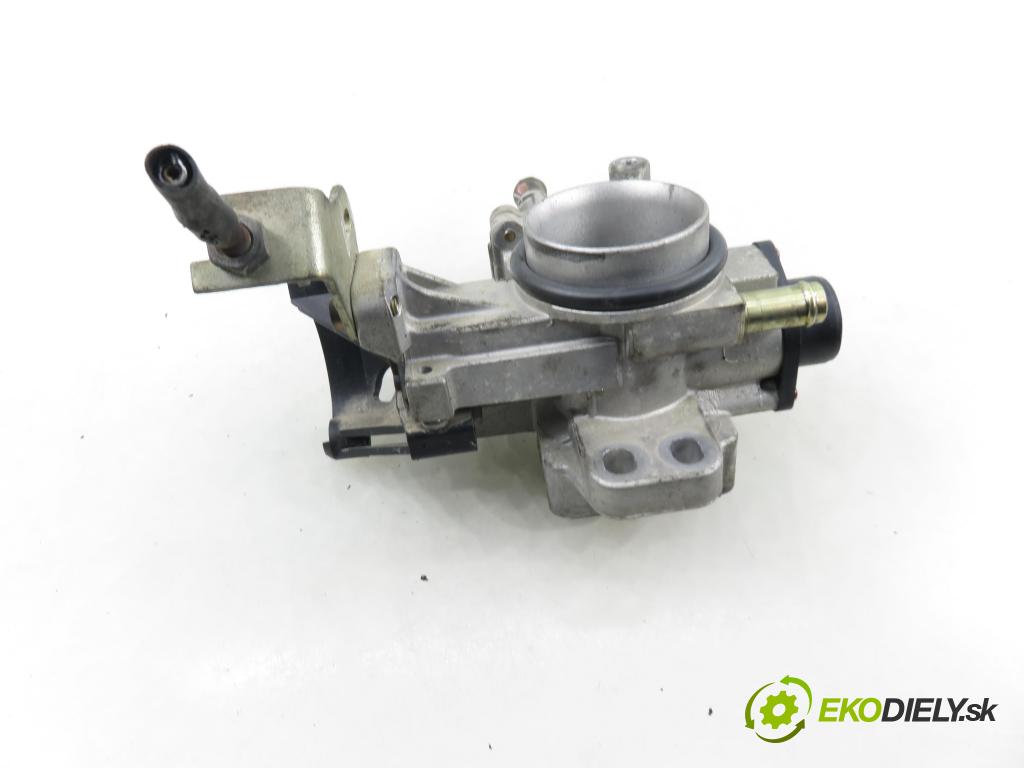 TOYOTA YARIS (_P1_) HB 2004 50,00 1.0 VVT- i 68 - 1SZ-FE 998,00 Škrtiaca klapka 2221003010 (Škrtiaca klapka)