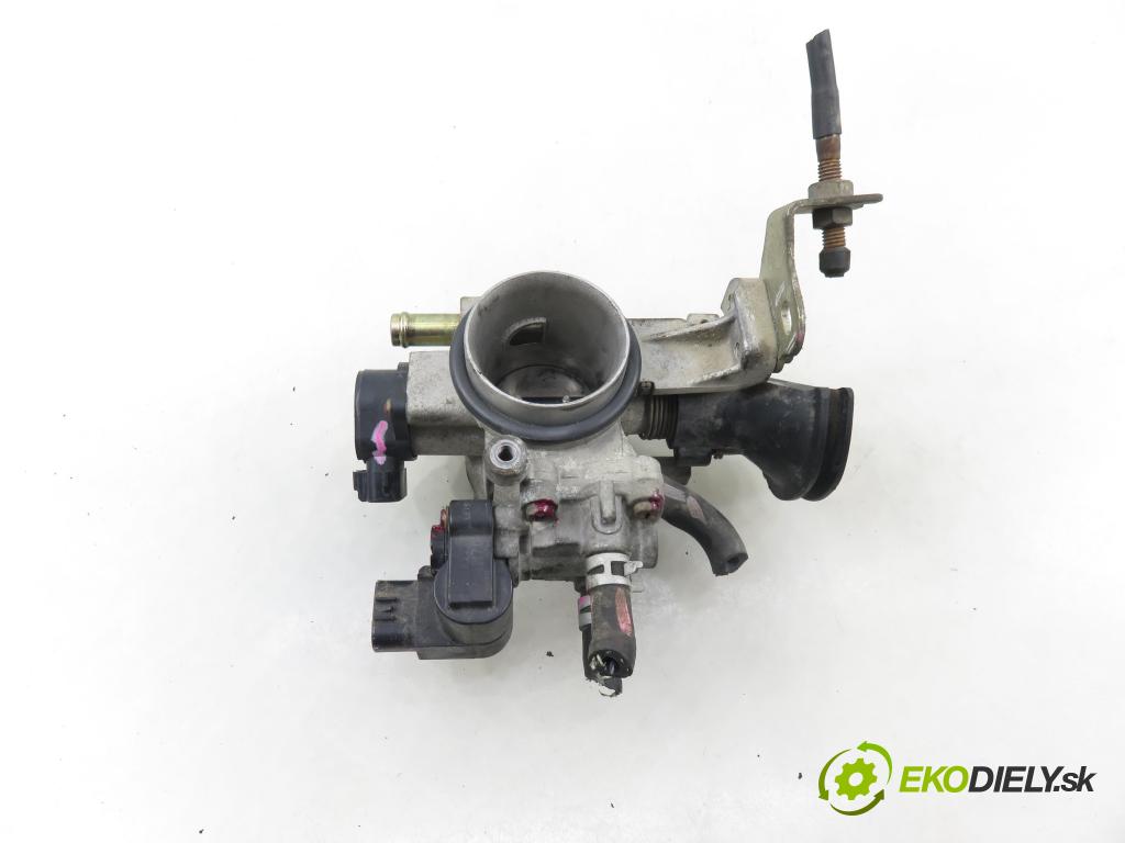 TOYOTA YARIS (_P1_) HB 2004 50,00 1.0 VVT- i 68 - 1SZ-FE 998,00 Škrtiaca klapka 2221003010 (Škrtiaca klapka)