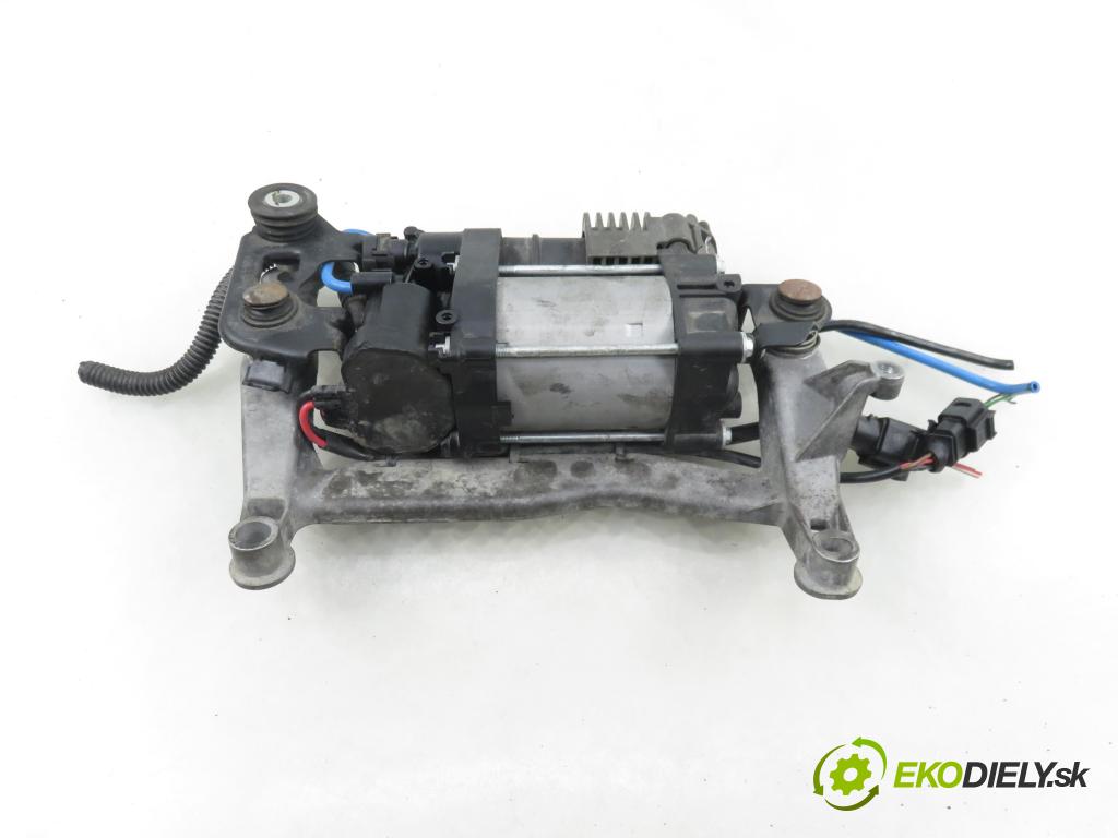 PORSCHE CAYENNE II (92A) SUV 2010 176,00 3.0 Diesel - M 05.9E 2967,00 pumpa nápravy 4010175D