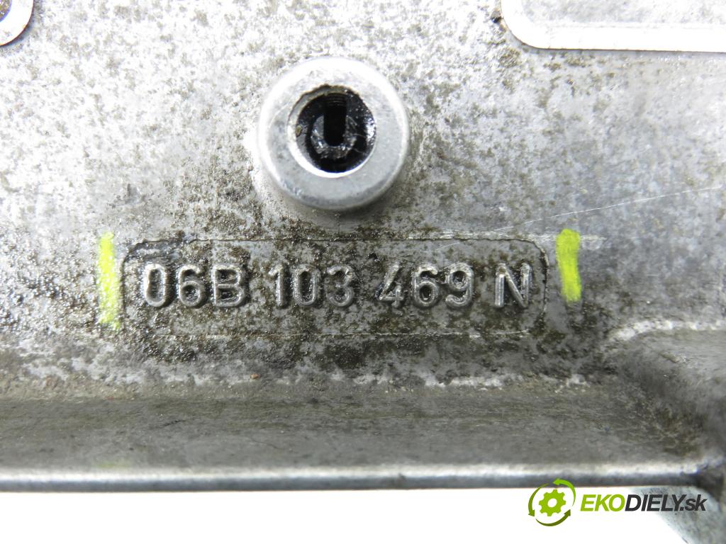 AUDI A4 Avant (8E5, B6) KOMBI 2004 140,00 1.8 T quattro - BEX 1781,00 kryt Ventilů 06B103469N