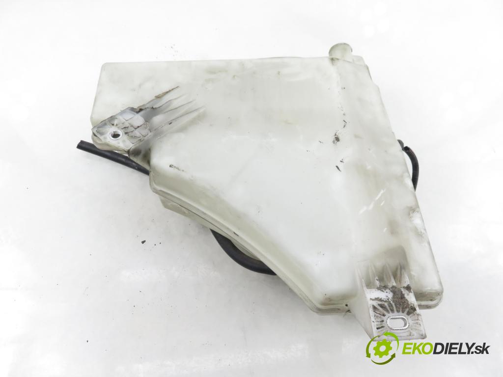 PORSCHE CAYENNE II (92A) SUV 2010 176,00 3.0 Diesel - M 05.9E 2967,00 Nádržka ostrekovačov 7P0955453 (Kľučka dverí ostatné)