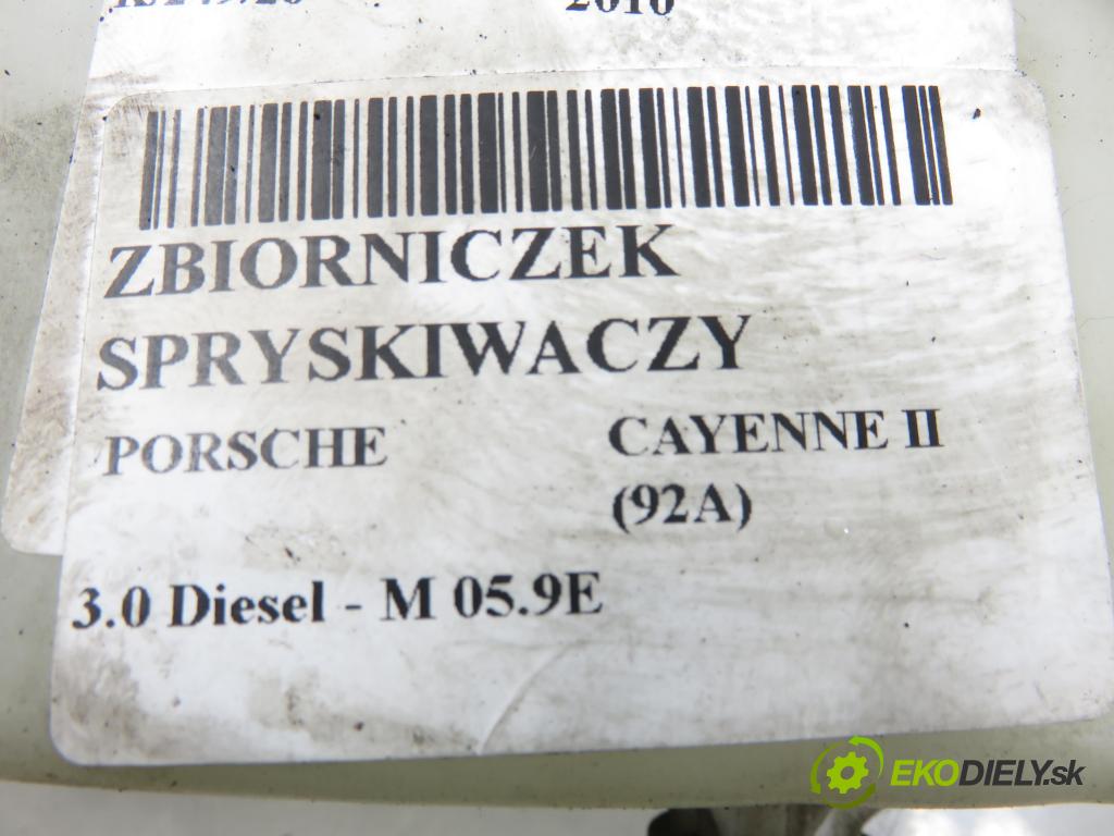 PORSCHE CAYENNE II (92A) SUV 2010 176,00 3.0 Diesel - M 05.9E 2967,00 Nádržka ostrekovačov 7P0955453 (Kľučka dverí ostatné)