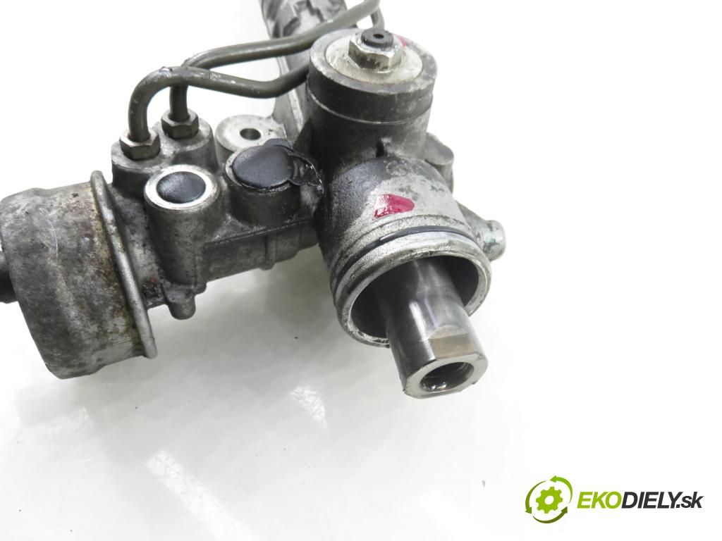 AUDI A4 Avant (8E5, B6) KOMBI 2003 120,00 2.5 V6 TDI 163 - BFC 2496,00 řízení ZE posilovačem 8E1422066T