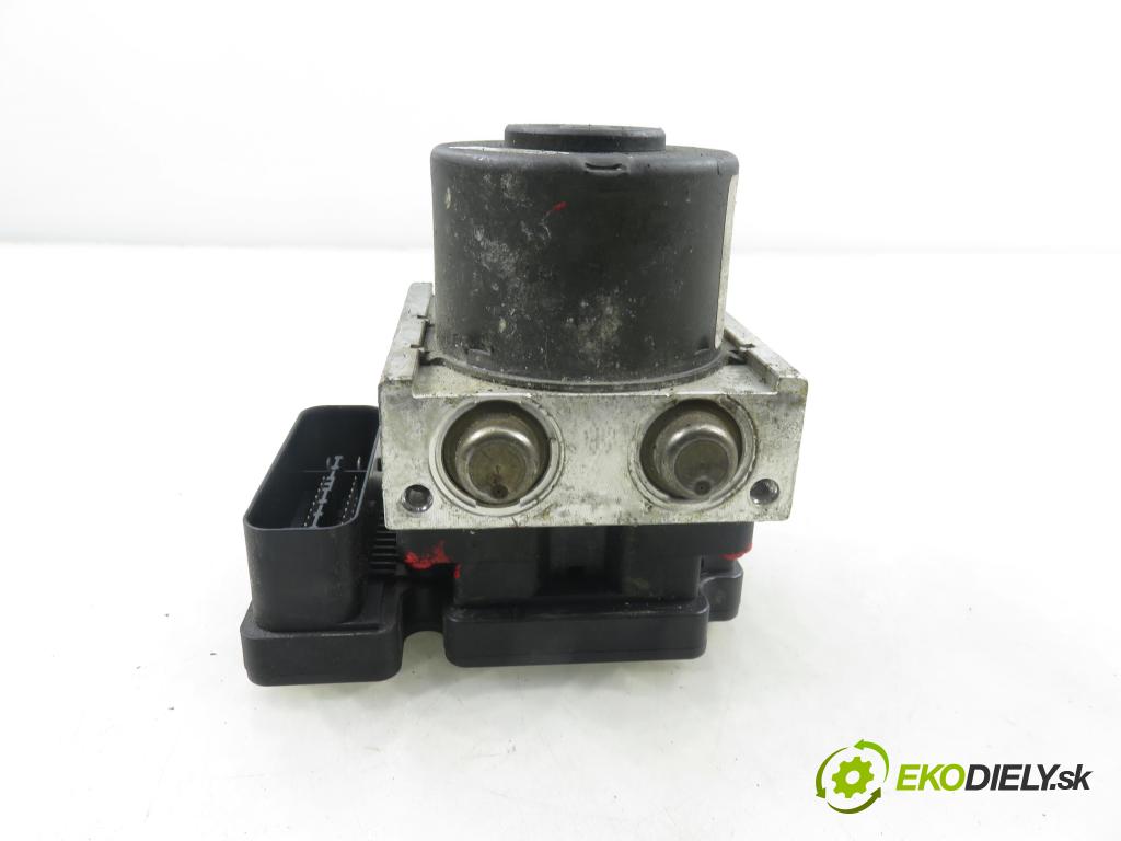 FORD FOCUS II (DA_, HCP) HB 2005 80,00 1.6 TDCi - G8DD 1560,00 pumpa ABS 10097001103 ; 10020700524 (Pumpa ABS)