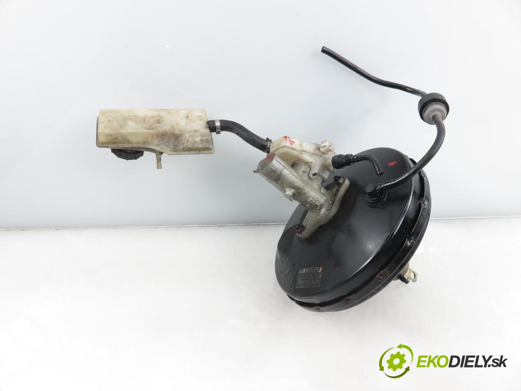 FORD FOCUS II (DA_, HCP) HB 2005 80,00 1.6 TDCi - G8DD 1560,00 Posilovač 3M512B195CF (Servočerpadlo)