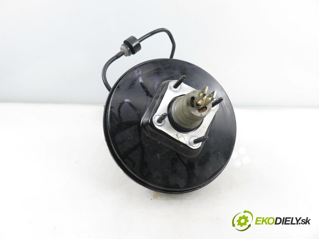 FORD FOCUS II (DA_, HCP) HB 2005 80,00 1.6 TDCi - G8DD 1560,00 Posilovač 3M512B195CF (Servočerpadlo)