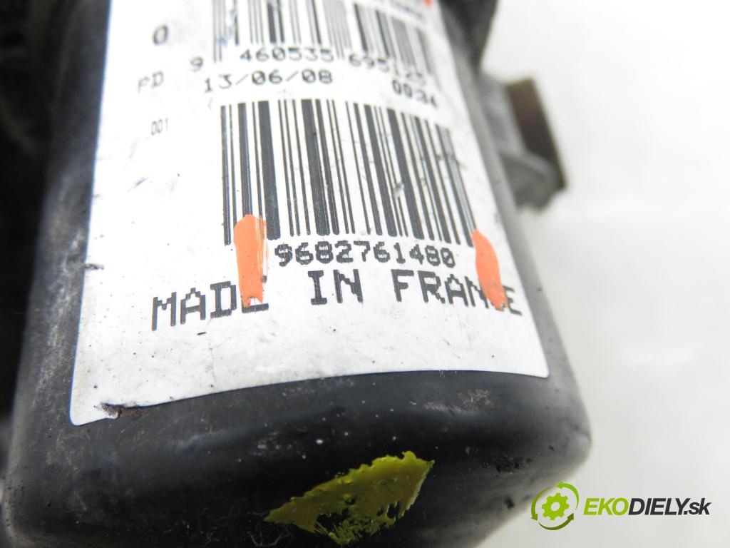 CITROEN C5 III Break (RW_) KOMBI 2008 150,00 2.7 HDi - UHZ (DT17BTED4) 2720,00 Motorček stieračov 53569512 ; 9682761480