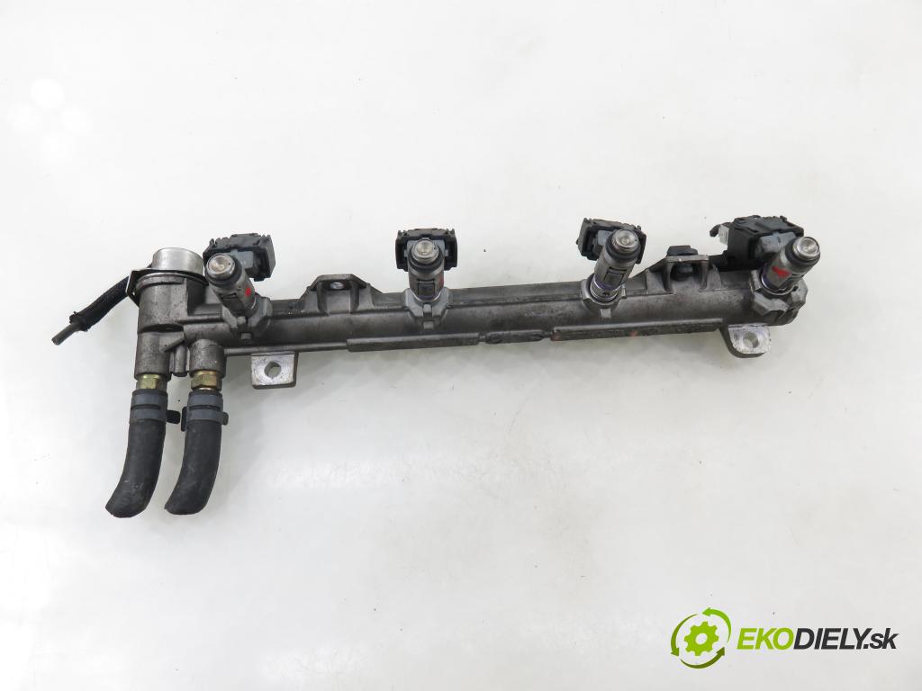 VW GOLF IV Variant (1J5) KOMBI 2000 77,00 1.6 16V - ATN 1598,00 lišta vstřikovací 036133319 (Vstřikovací lišta)