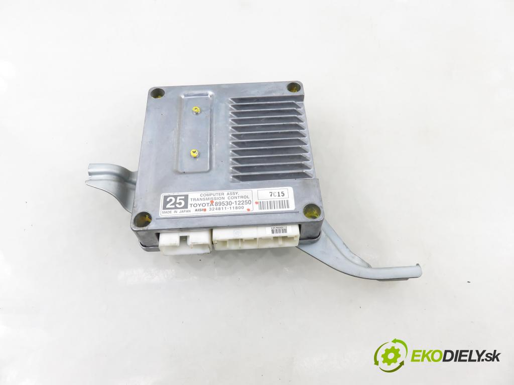 TOYOTA AURIS (_E15_) HB 2007 91,00 1.6 Dual-VVTi 124 - 1ZR-FE 1598,00 řídící jednotka převodovky 8953012250 ; 32481111800