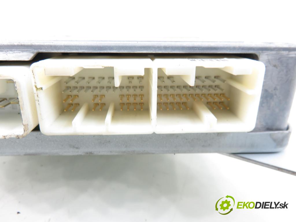 TOYOTA AURIS (_E15_) HB 2007 91,00 1.6 Dual-VVTi 124 - 1ZR-FE 1598,00 řídící jednotka převodovky 8953012250 ; 32481111800